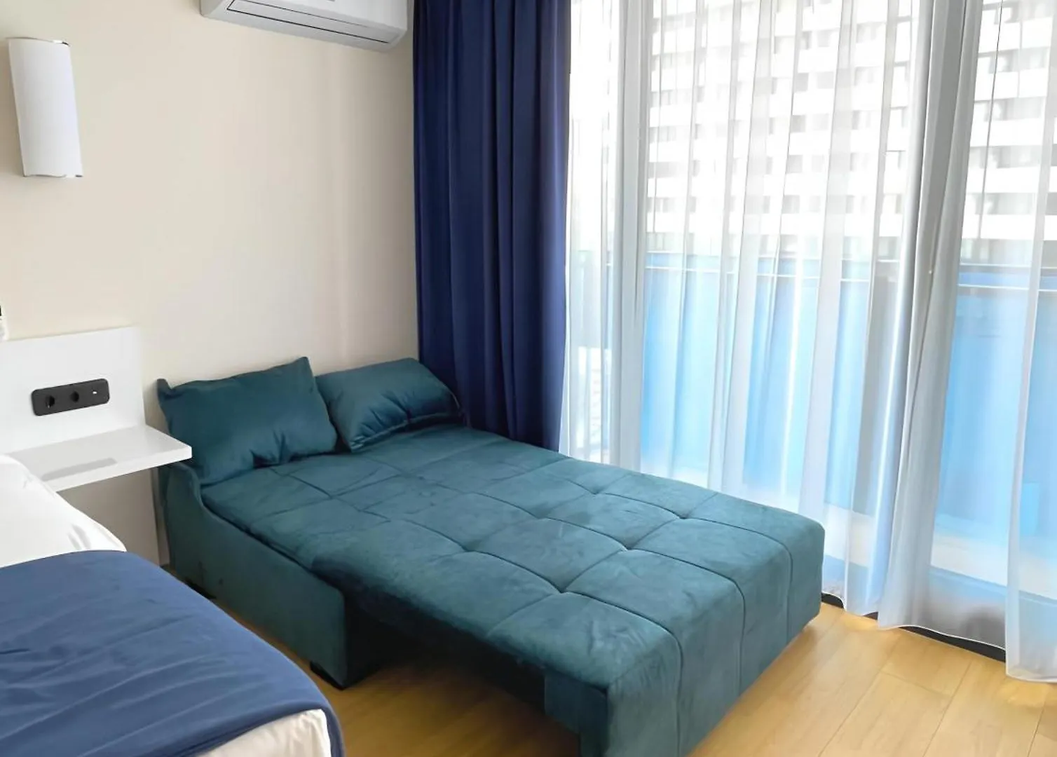 Panorama Hotel Orbi City Batumi 0*,
